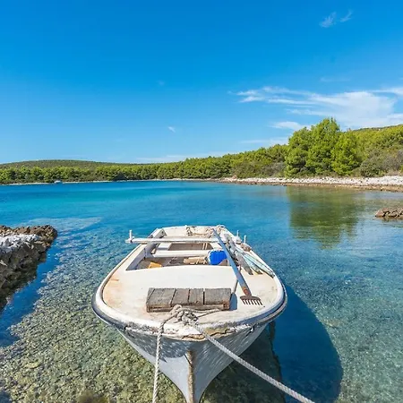 House Jure בית נופש *