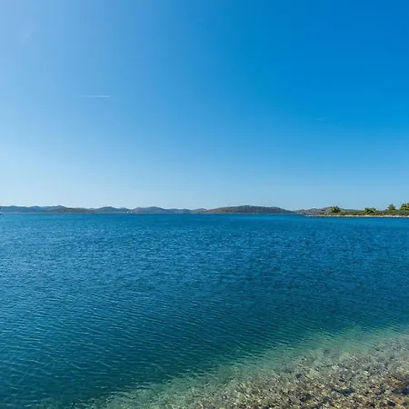 House Jure Holiday home